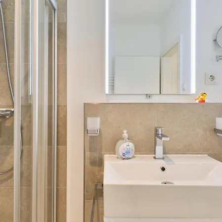 Haus Meerzeit, Duene, 250 M Vom Strand, Hunde Willkommen *