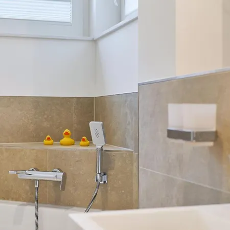 Haus Meerzeit, Duene, 250 M Vom Strand, Hunde Willkommen Daire *