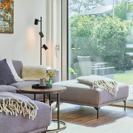Haus Meerzeit, Duene, 250 M Vom Strand, Hunde Willkommen Lubeck