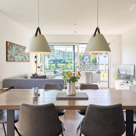 Haus Meerzeit, Duene, 250 M Vom Strand, Hunde Willkommen Apartment